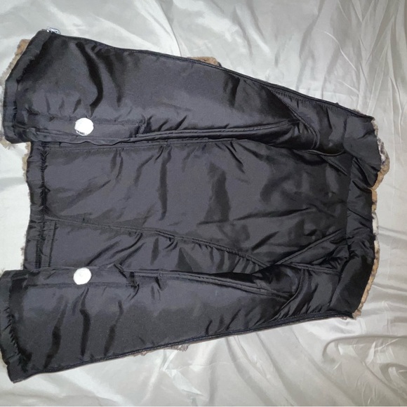 Cheetah Print Faux Fur Vest - Picture 5 of 7